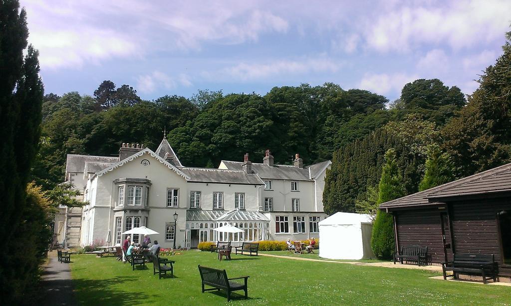 Lambert Manor Hotel Grange-over-Sands Екстериор снимка